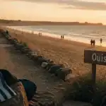 Plage caen à Ouistreham, coucher du soleil sur le sable